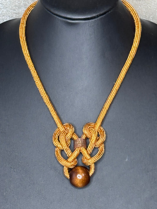 Knots Necklace
